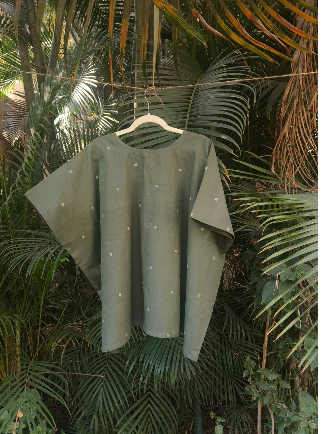 Oliva Handwoven Jamdani Cotton Kaftan Top | Jhultaru