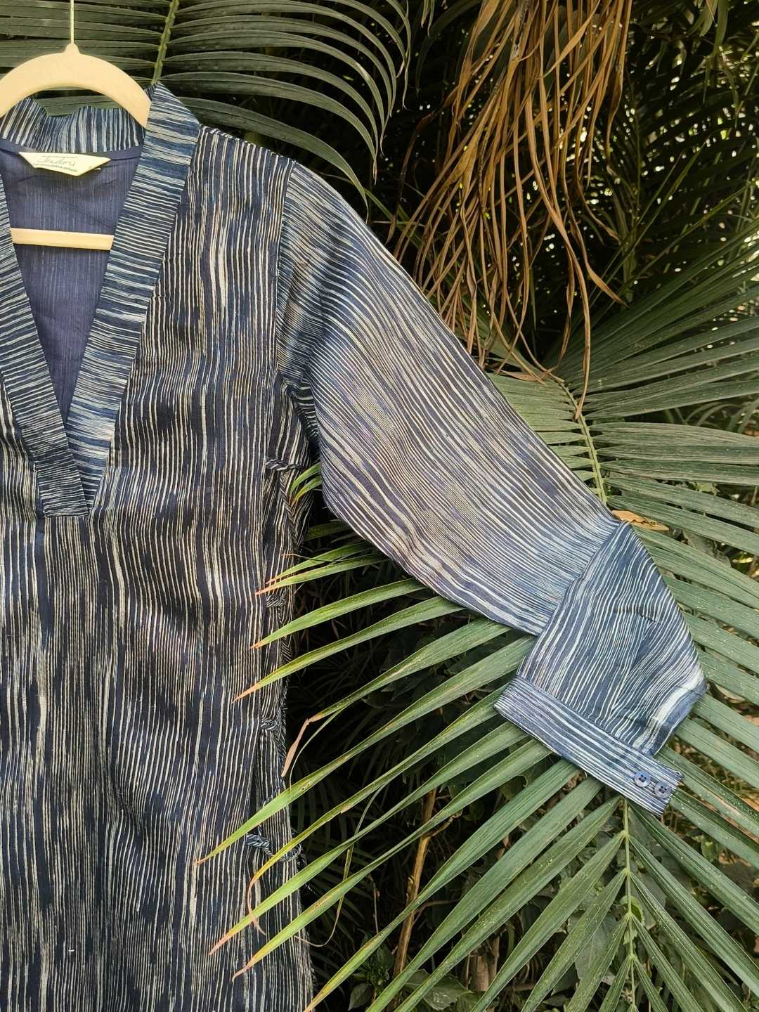 Siona Dark Blue Kurta - Handwoven Tussar Silk | Jhultaru