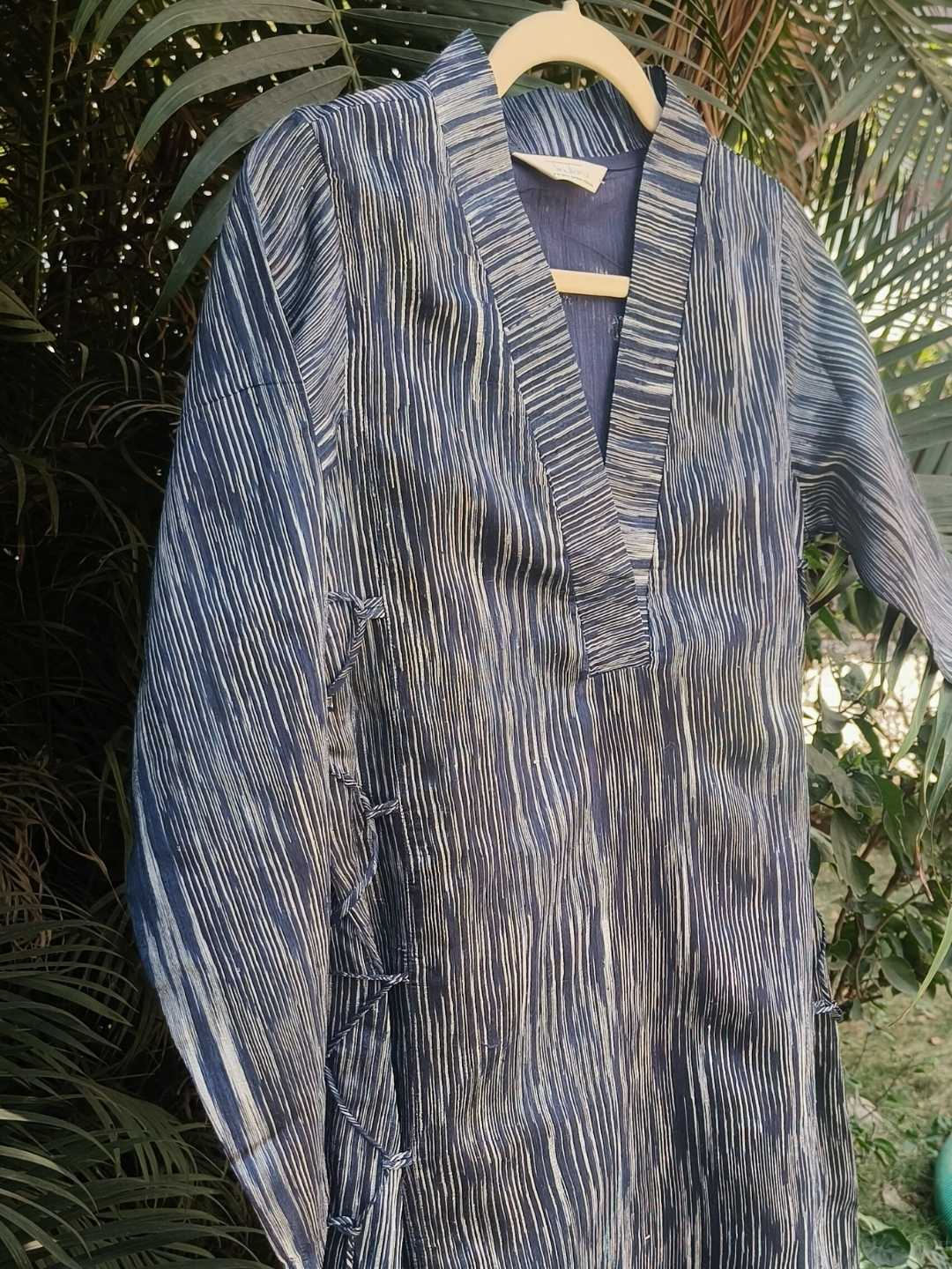 Siona Dark Blue Kurta - Handwoven Tussar Silk | Jhultaru