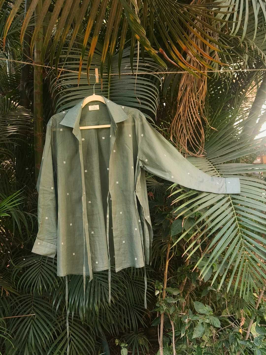 Eden Handwoven Jamdani Cotton Wrap Shirt in Olive Green | Jhultaru