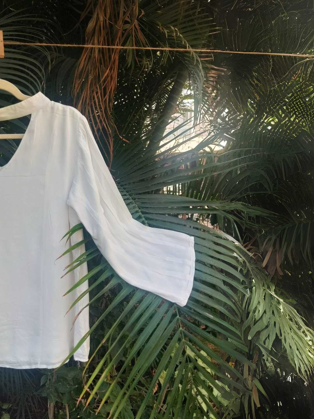 Ivora White Tencel Top | Jhultaru