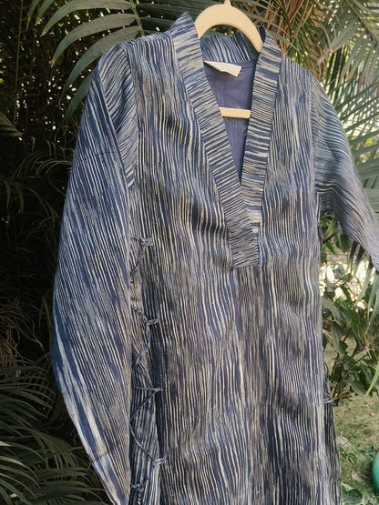 Siona Dark Blue Kurta - Handwoven Tussar Silk | Jhultaru