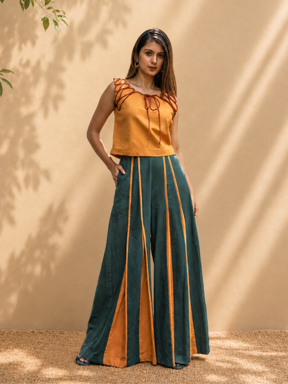 Scandal Green Khadi Pants | Jhultaru
