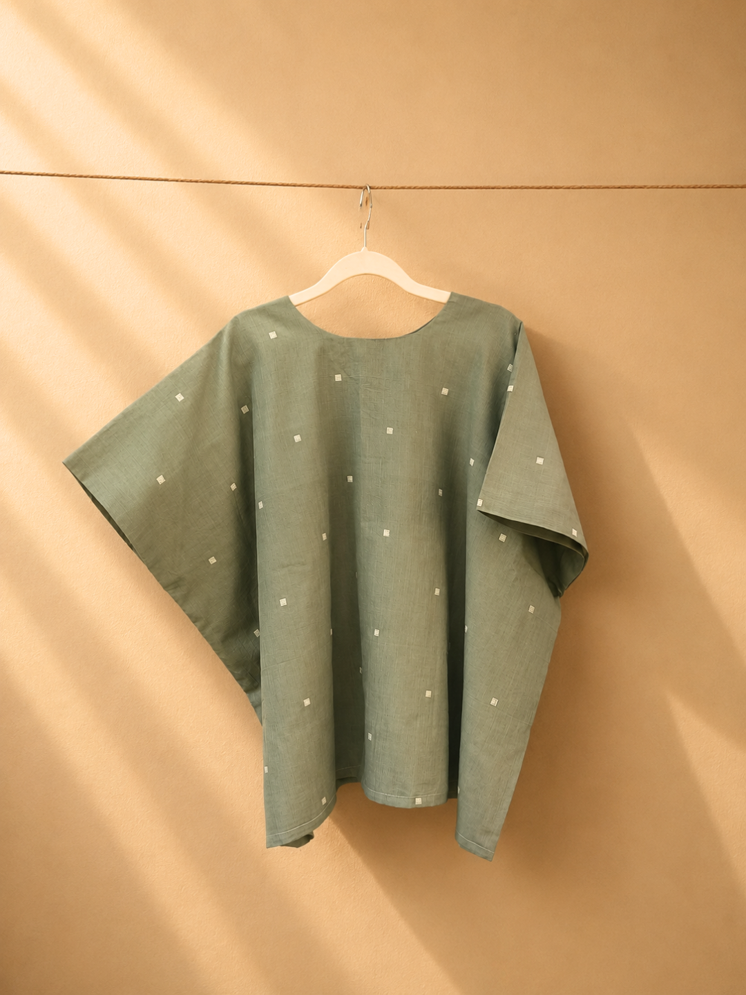 Oliva Handwoven Jamdani Cotton Kaftan Top | Jhultaru