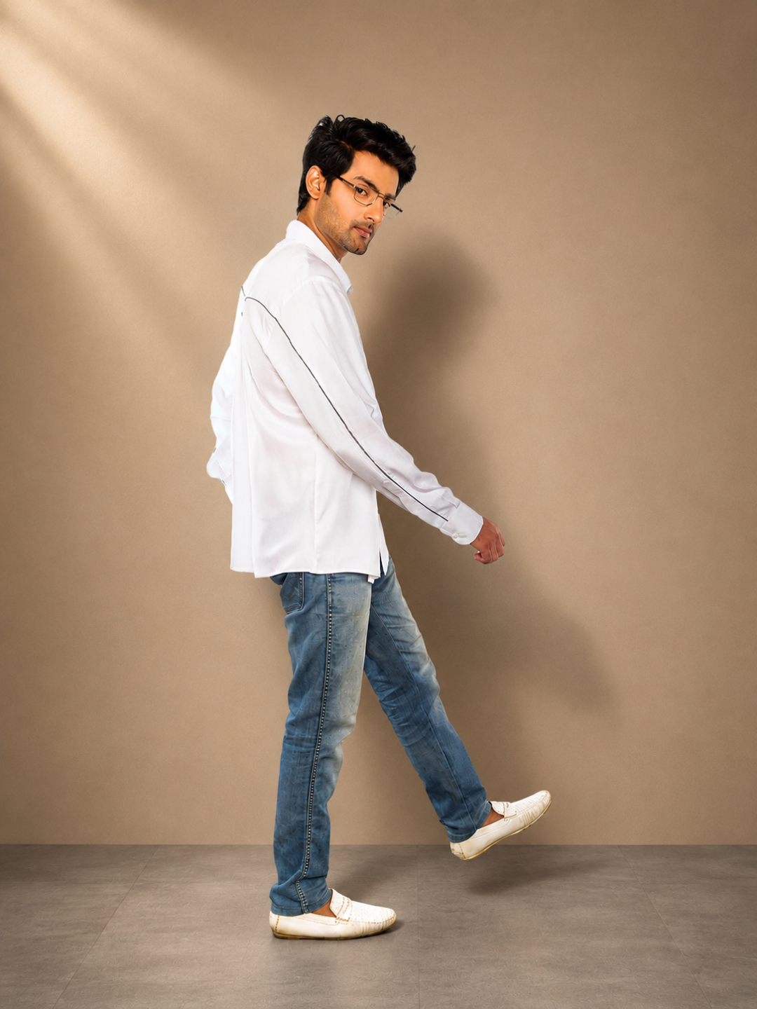 Elion White Tencel Men's Shirt | Jhultaru